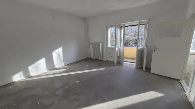 *** 1-Zimmerwhg. mit Balkon *** — photo 1